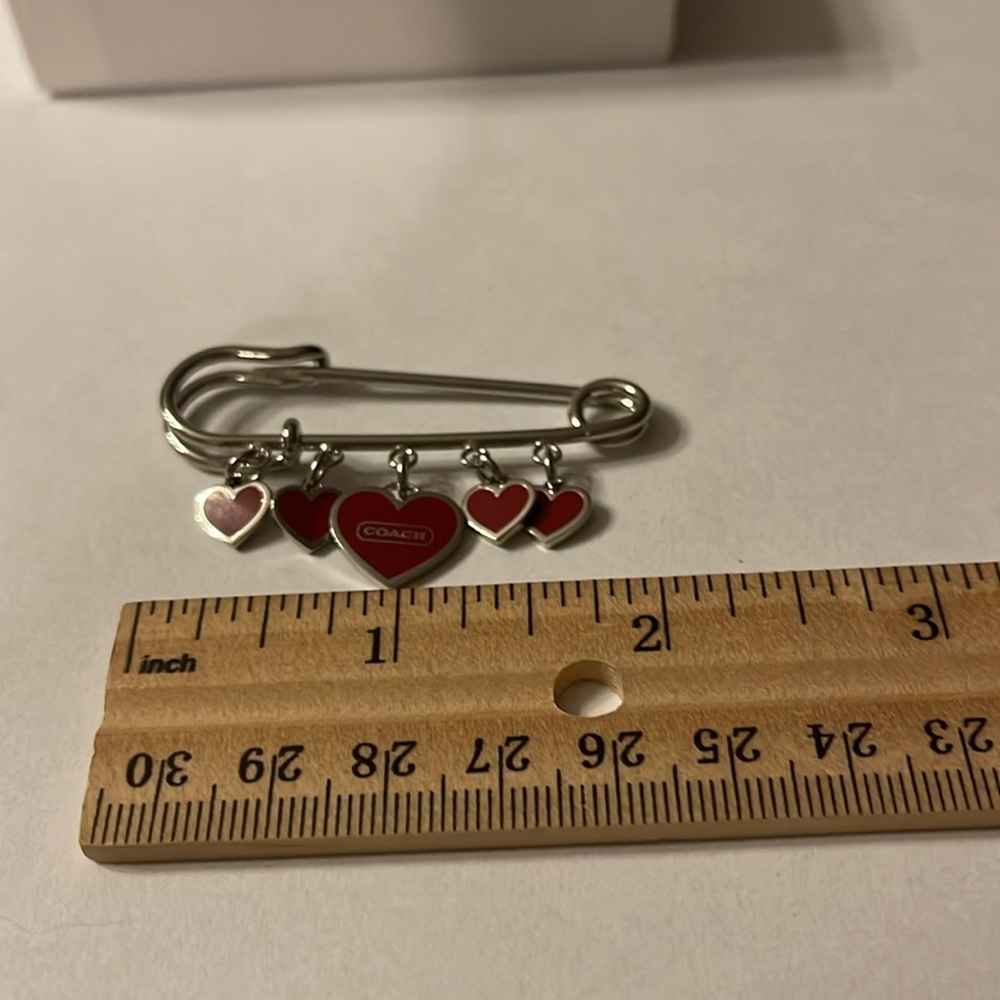 Coach Safety Pin Keychain/Pin. - Picture 3 of 5